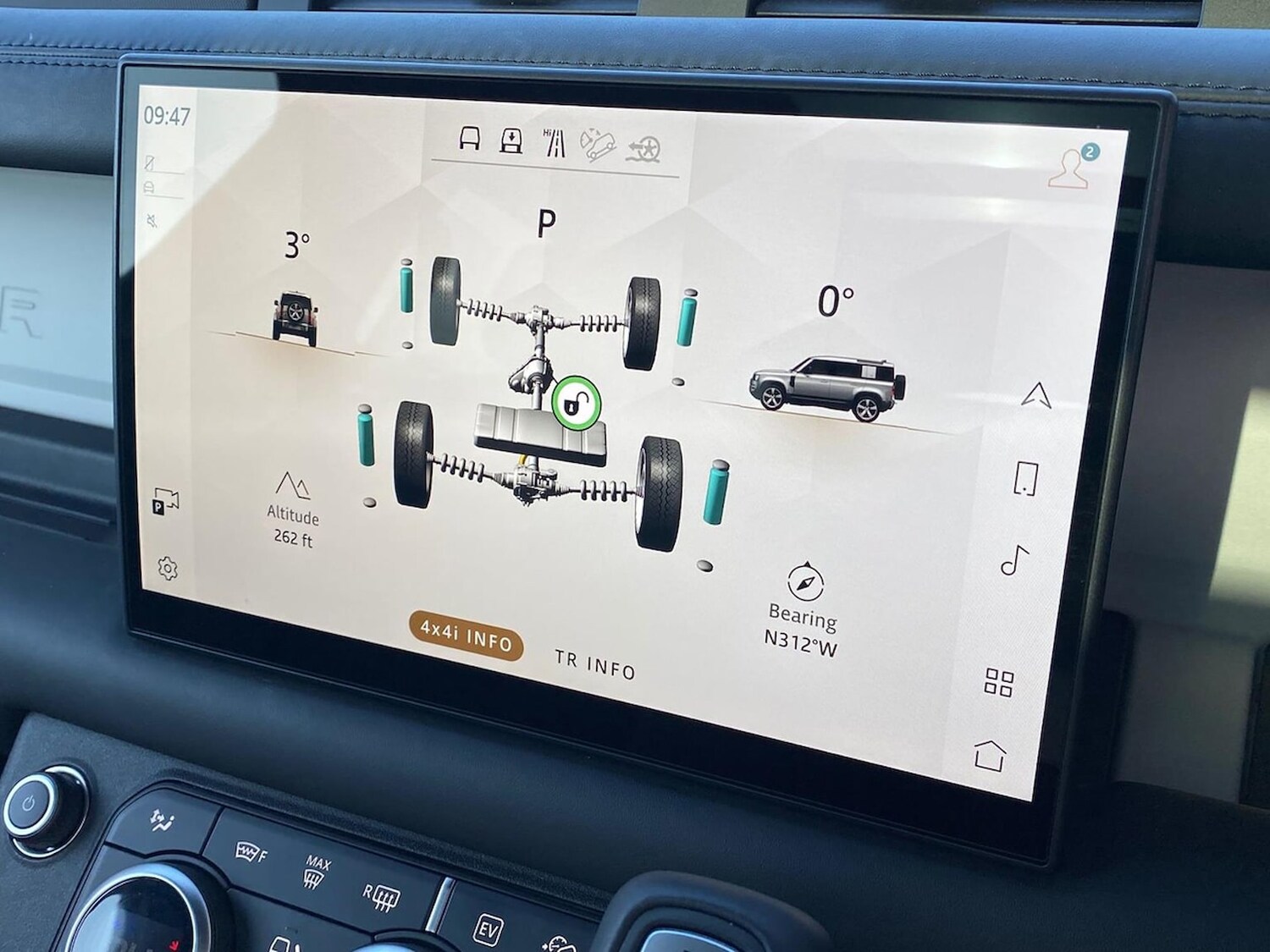 Used Land Rover Defender 2024 for sale - 78176498: Photo 33