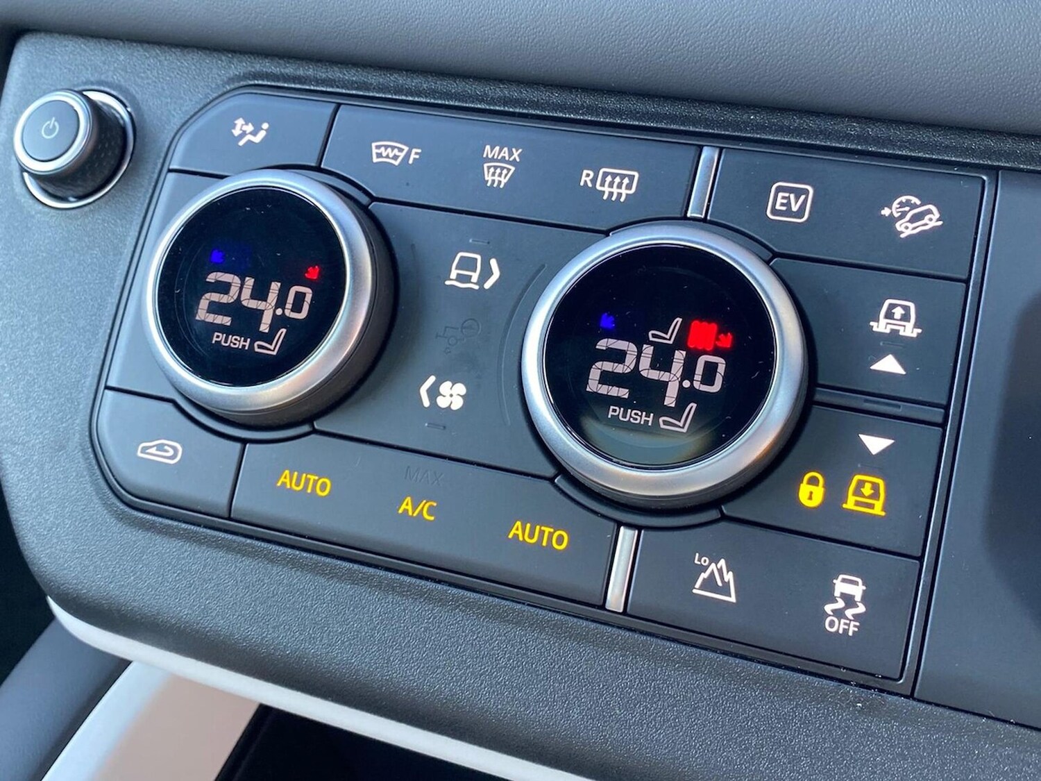 Used Land Rover Defender 2024 for sale - 78176498: Photo 35