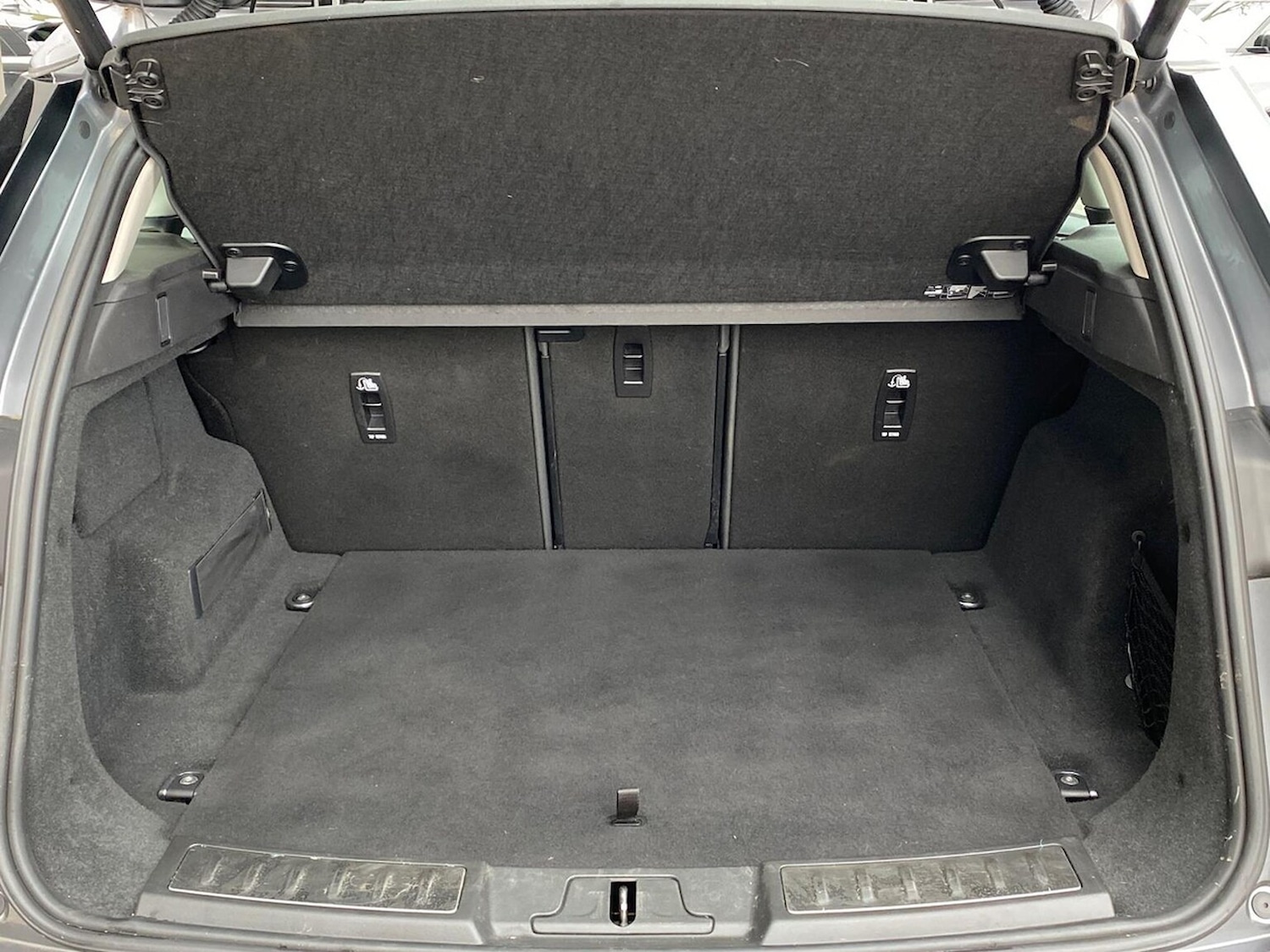 Used Land Rover Range Rover Evoque 2024 for sale - 76920083: Photo 10