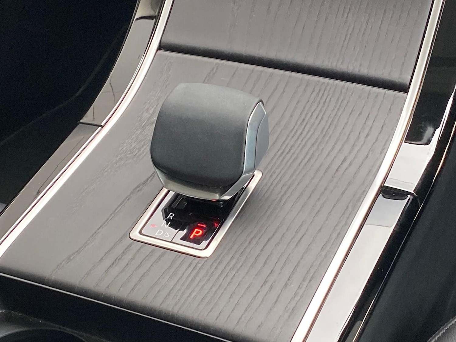 Used Land Rover Range Rover Evoque 2024 for sale - 76920083: Photo 13