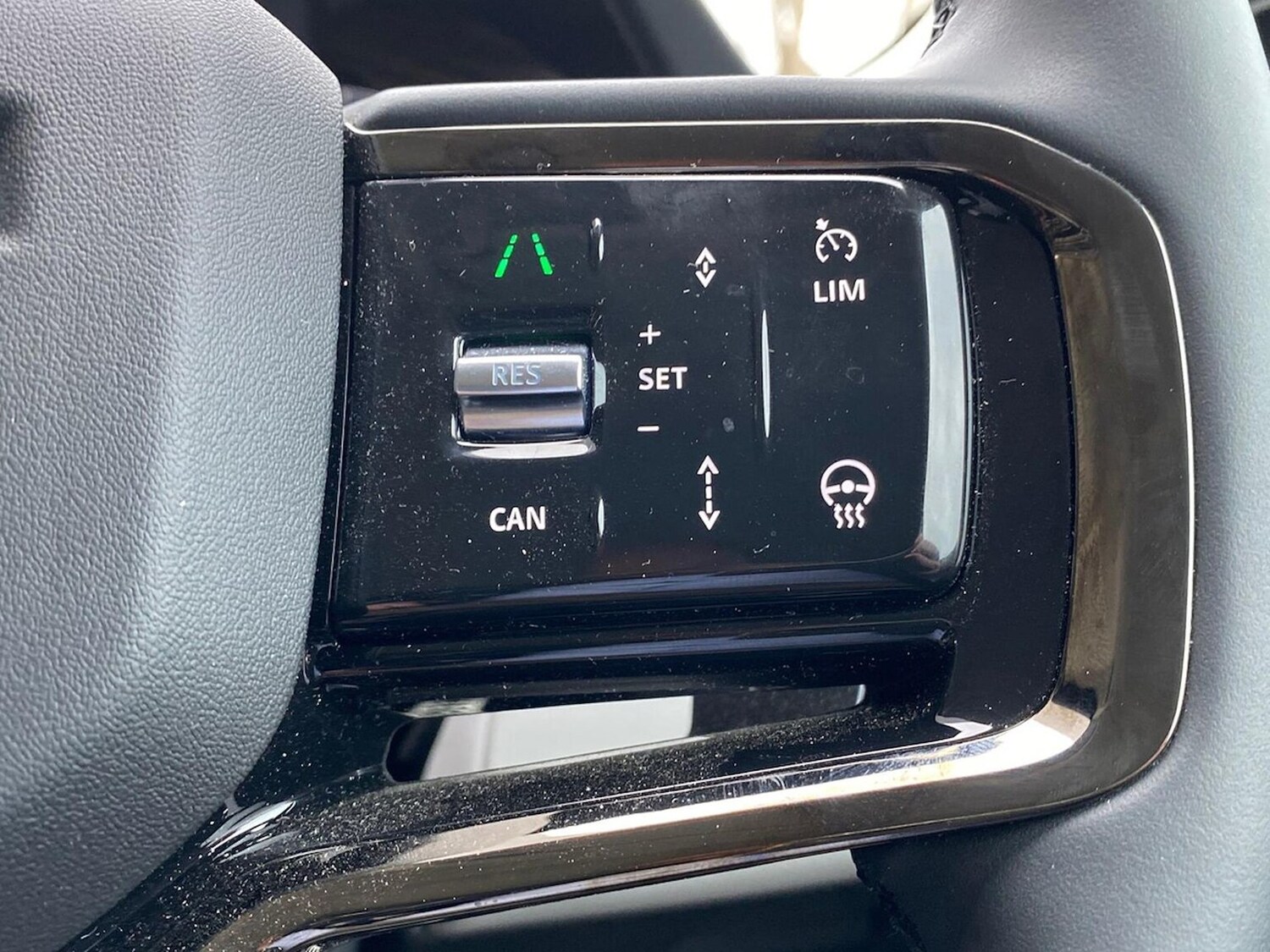 Used Land Rover Range Rover Evoque 2024 for sale - 76920083: Photo 29