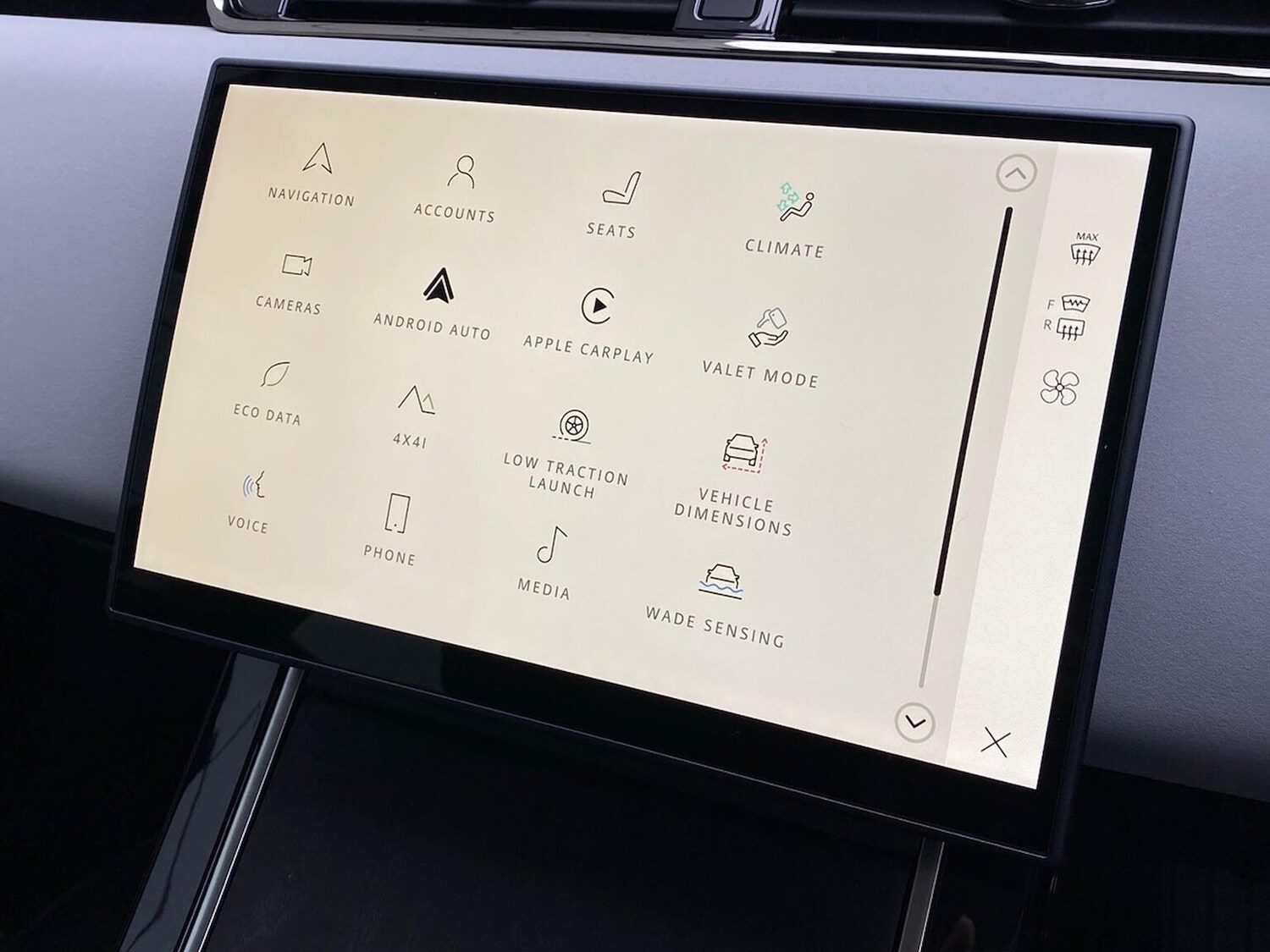 Used Land Rover Range Rover Evoque 2024 for sale - 76920083: Photo 33