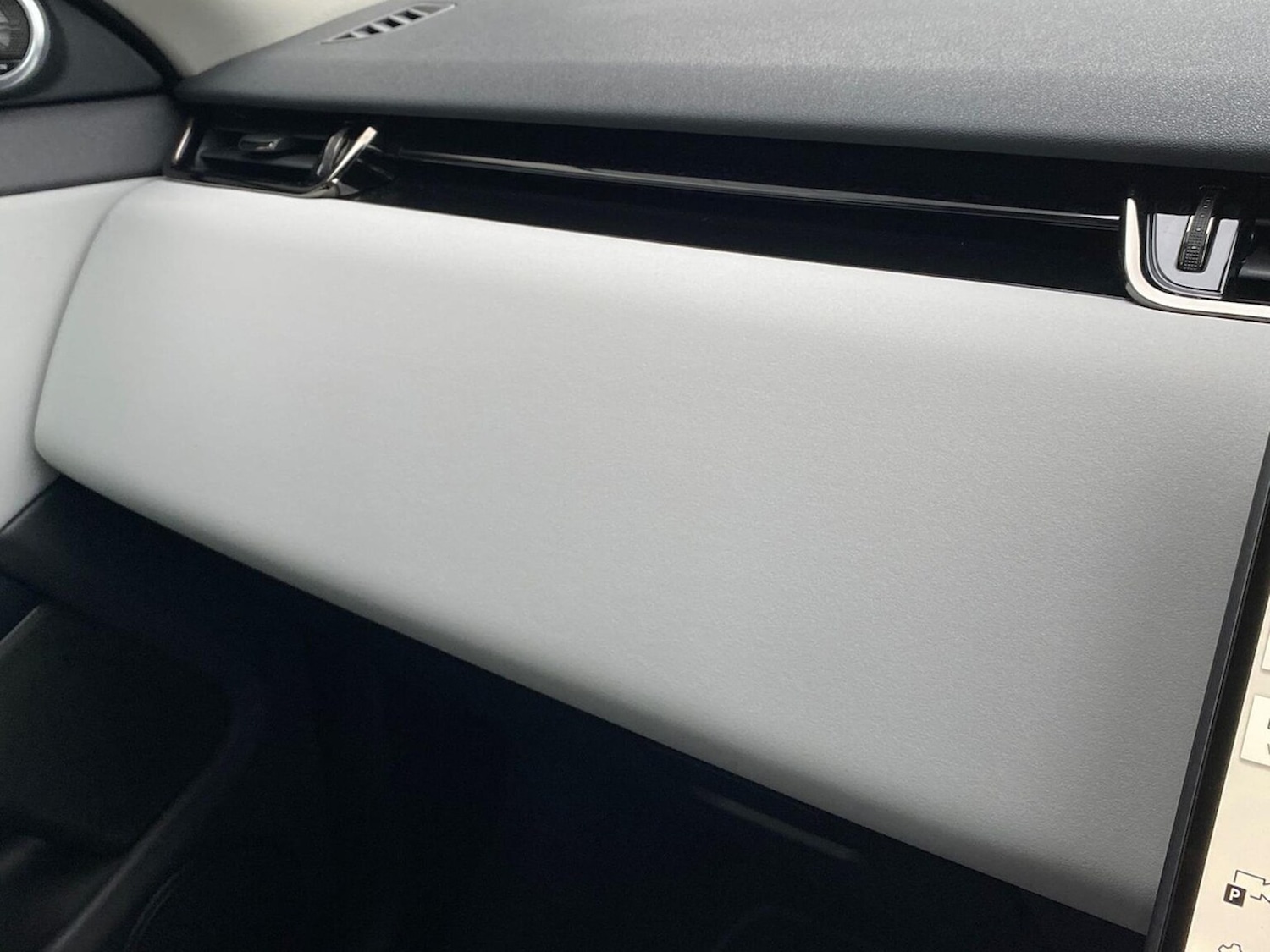 Used Land Rover Range Rover Evoque 2024 for sale - 76920083: Photo 40