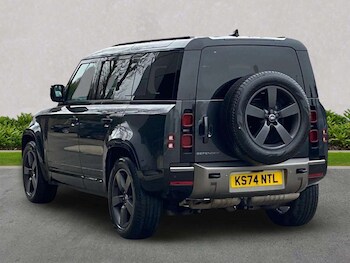 Used Land Rover Defender 2024 for sale - 78310539: Photo