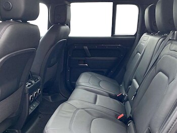 Used Land Rover Defender 2024 for sale - 78310539: Photo