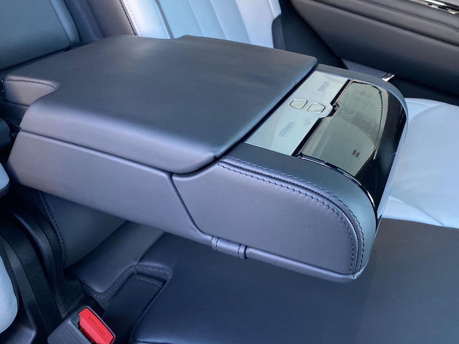 Used Land Rover Range Rover Sport 2024 for sale - 76879726: Photo 22