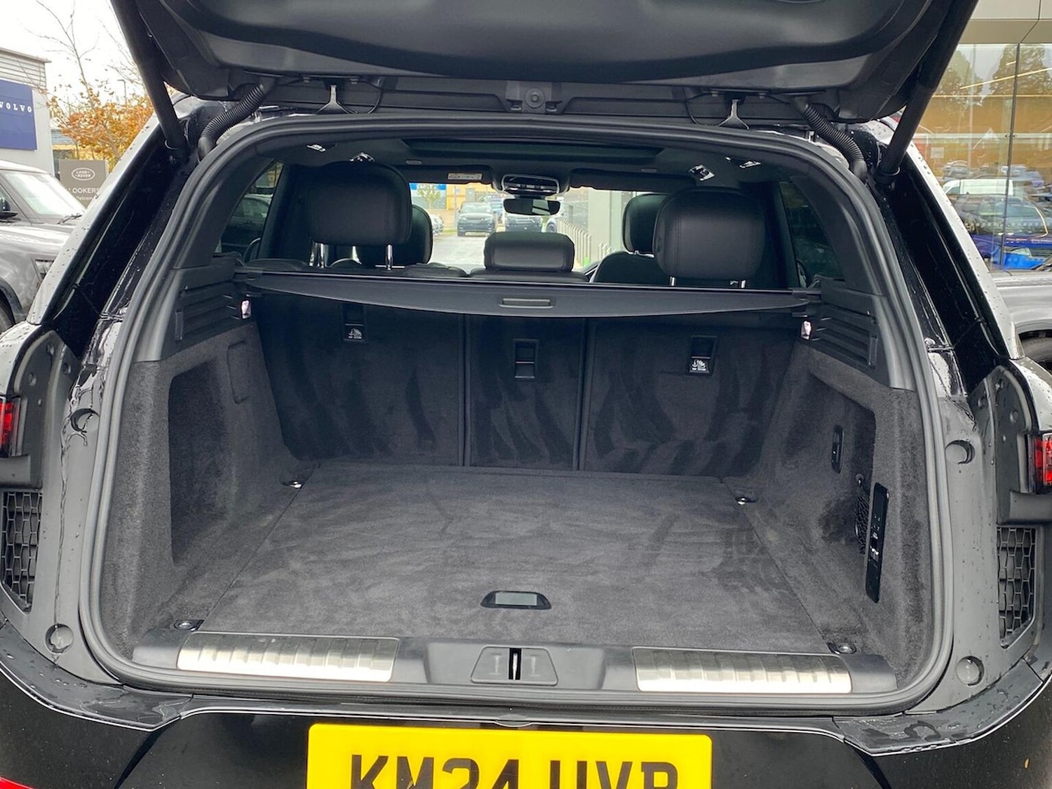 Used Land Rover Range Rover Sport 2024 for sale - 76450594: Photo 10