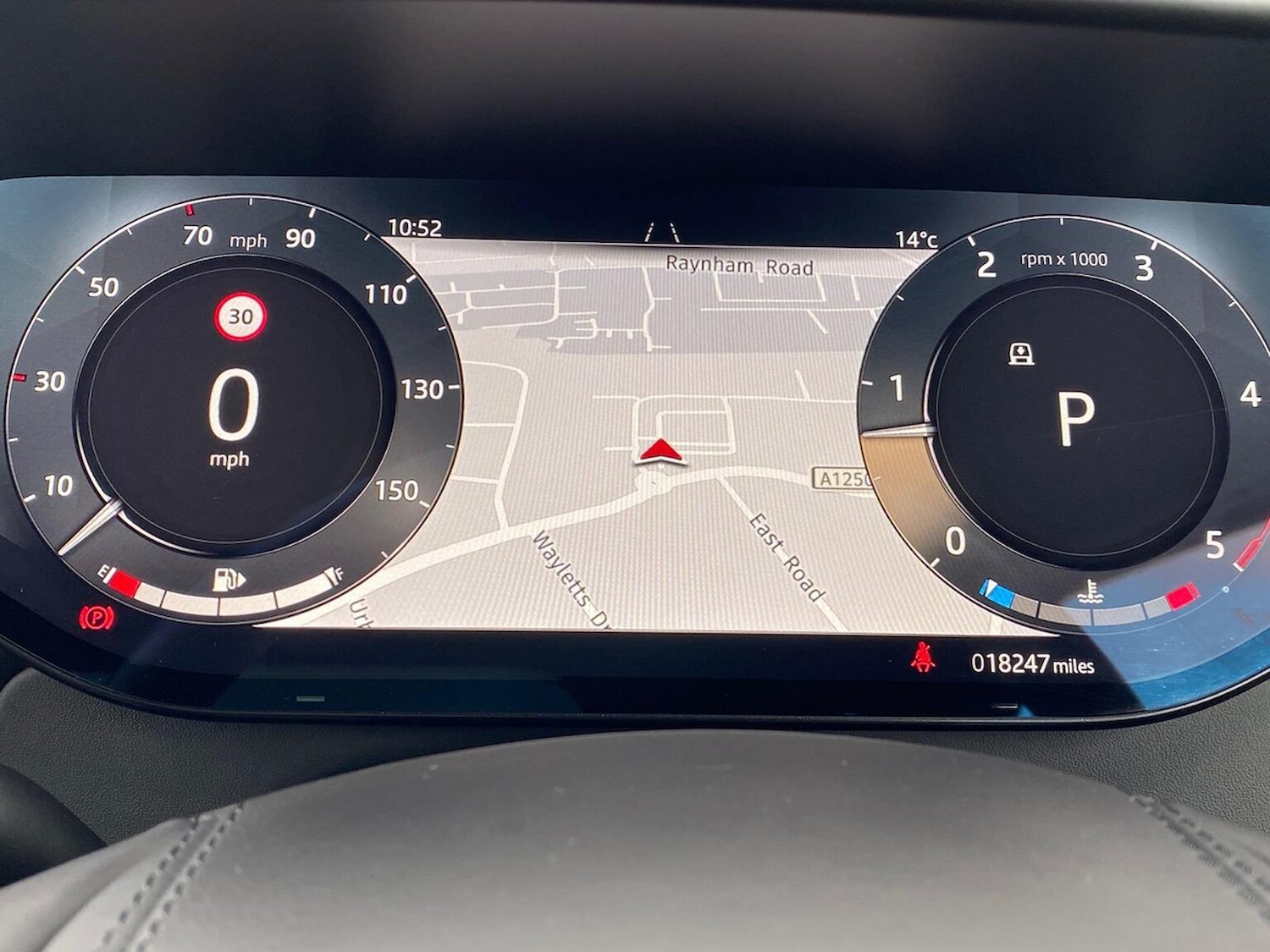 Used Land Rover Range Rover Sport 2024 for sale - 76450594: Photo 16