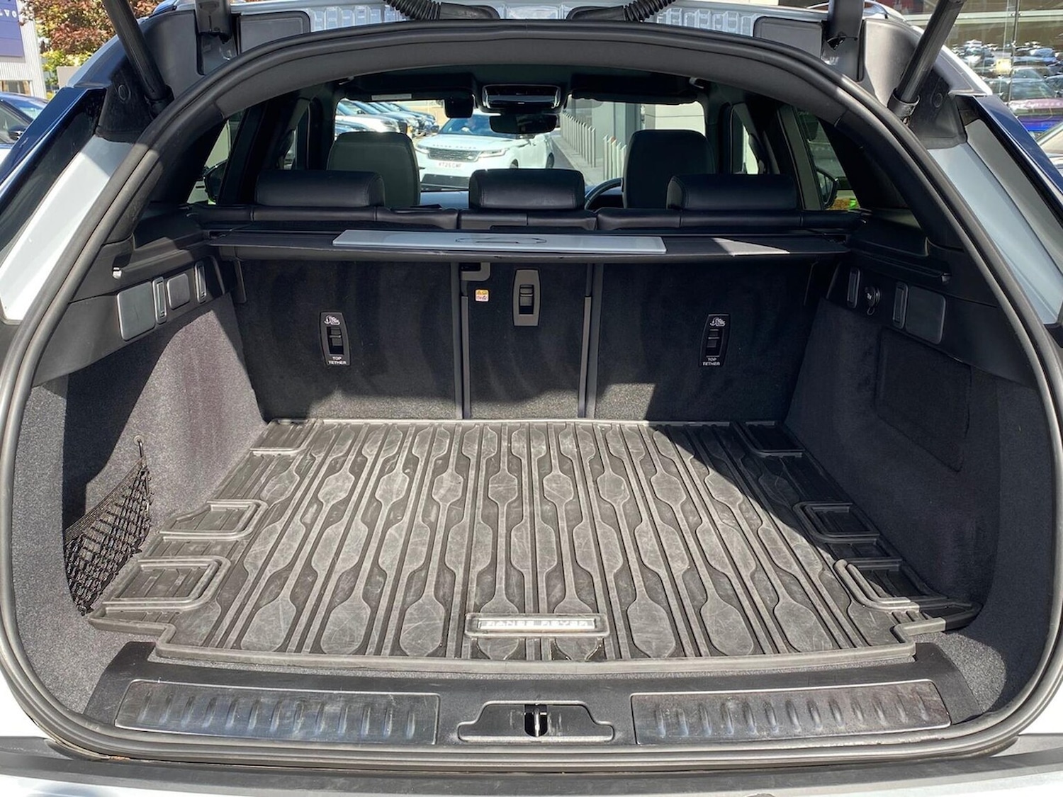 Used Land Rover Range Rover Velar 2025 for sale - 76030488: Photo 10