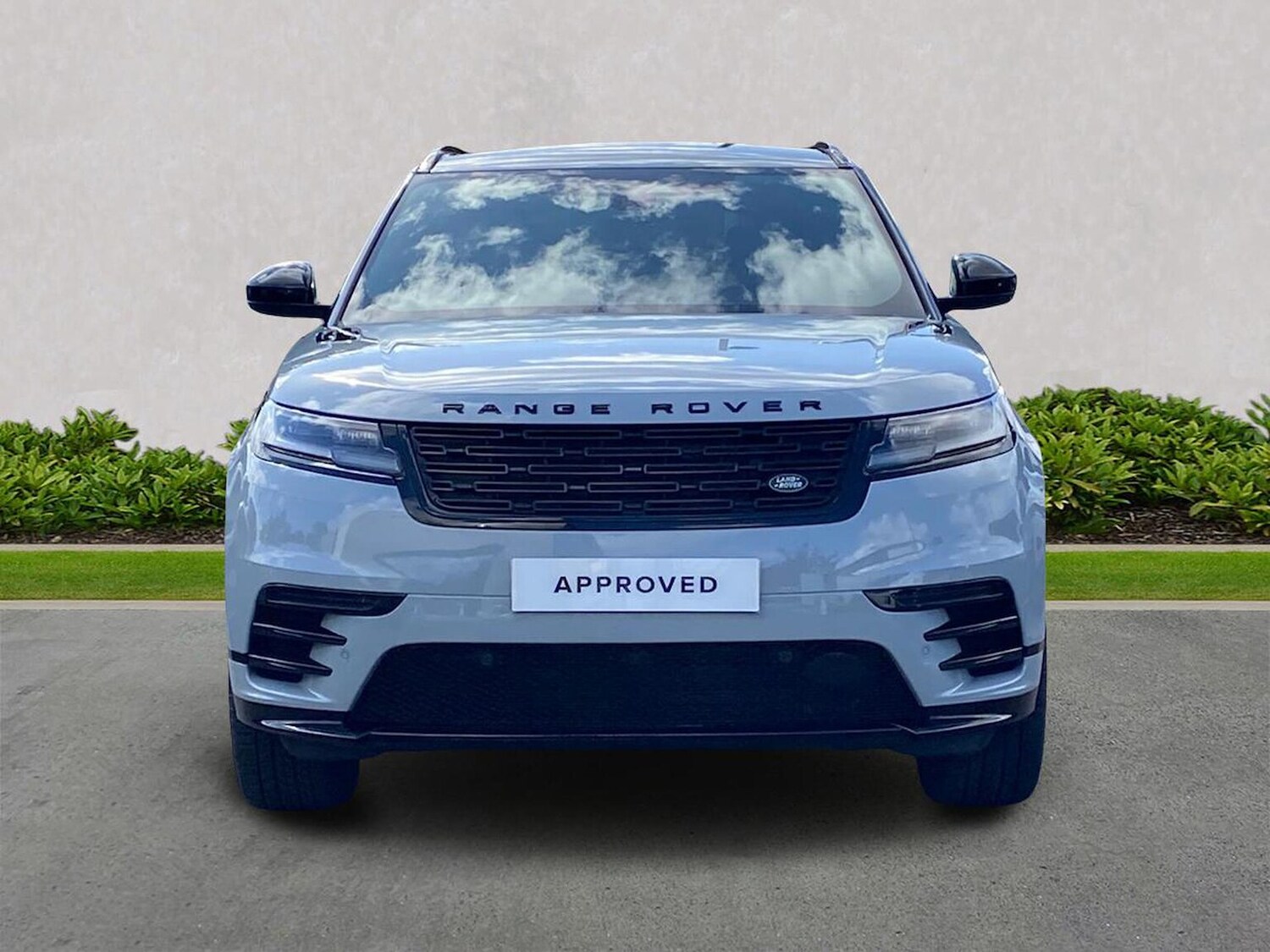 Used Land Rover Range Rover Velar 2025 for sale - 76030488: Photo 7