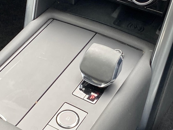 Used Land Rover Discovery 2023 for sale - 76252642: Photo 13