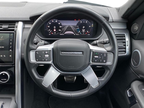 Used Land Rover Discovery 2023 for sale - 76252642: Photo 15