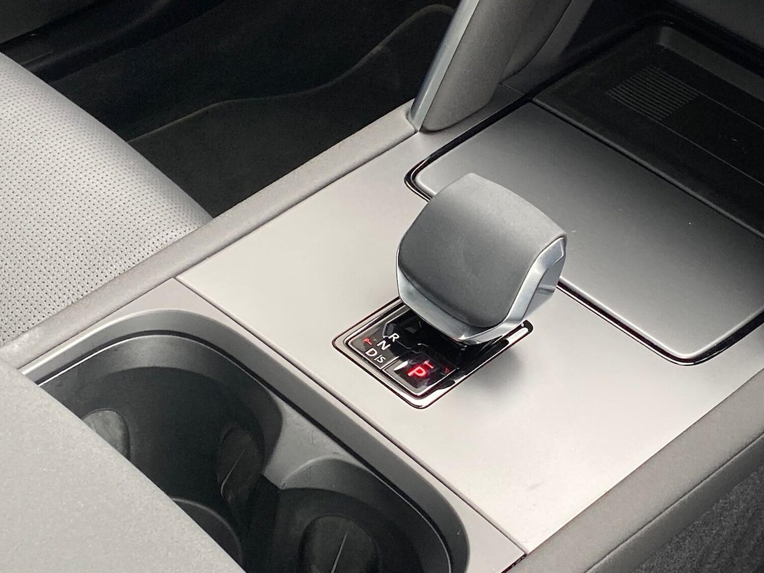 Used Land Rover Discovery Sport 2024 for sale - 78193925: Photo 15