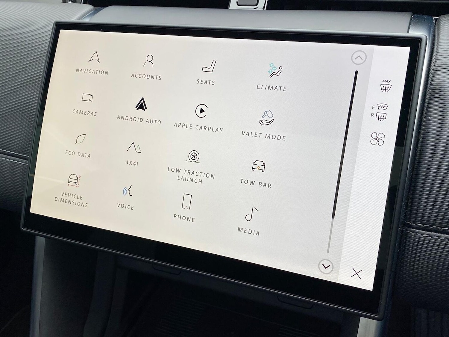 Used Land Rover Discovery Sport 2024 for sale - 78193925: Photo 31