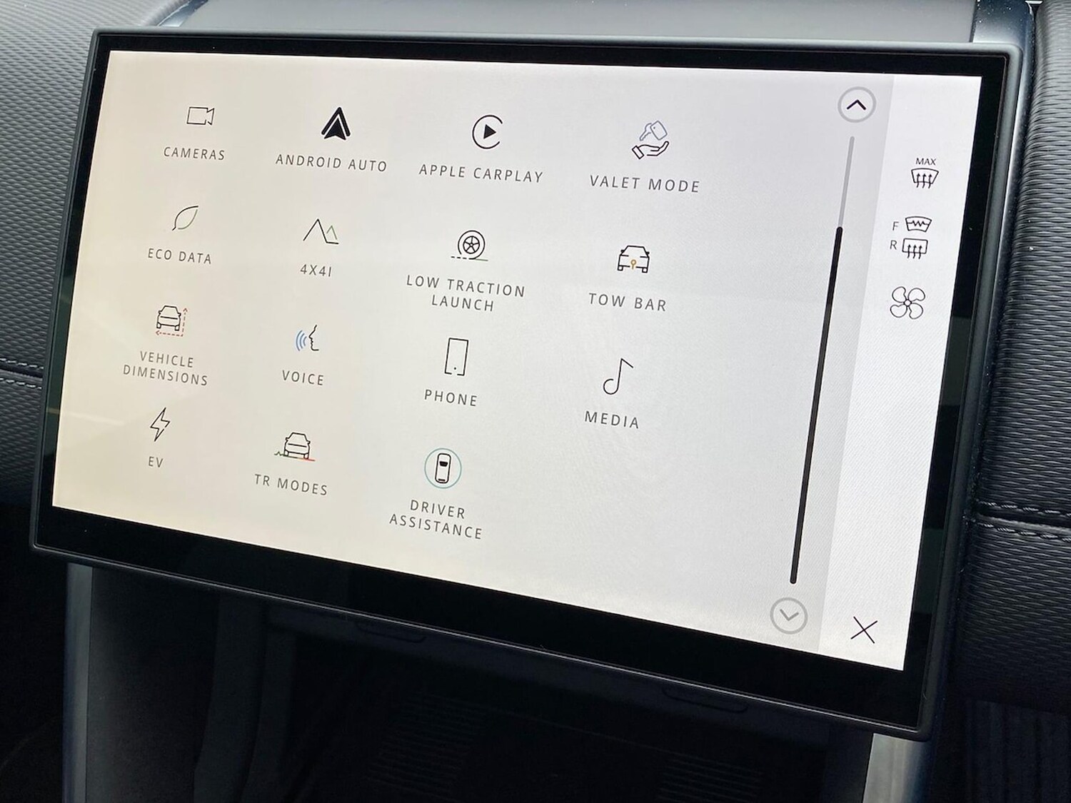 Used Land Rover Discovery Sport 2024 for sale - 78193925: Photo 32