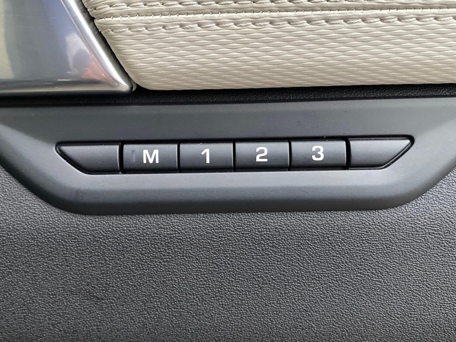 Used Land Rover Discovery Sport 2025 for sale - 78193775: Photo 26