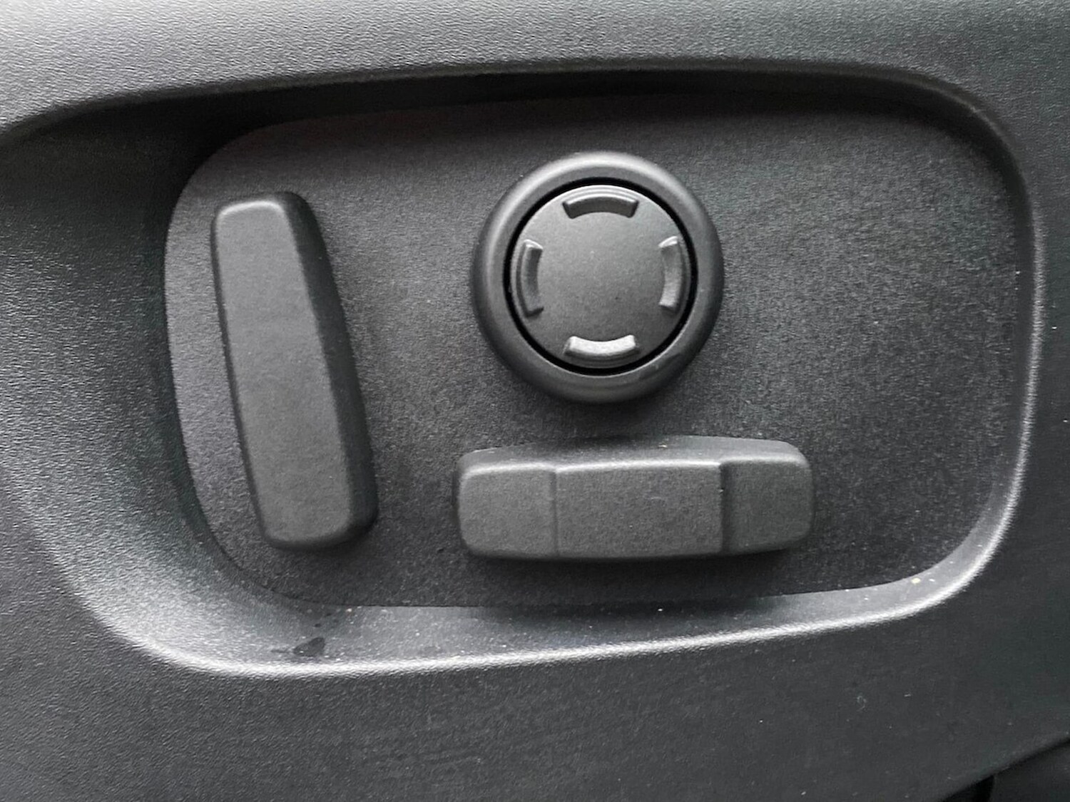 Used Land Rover Discovery Sport 2025 for sale - 78193775: Photo 27