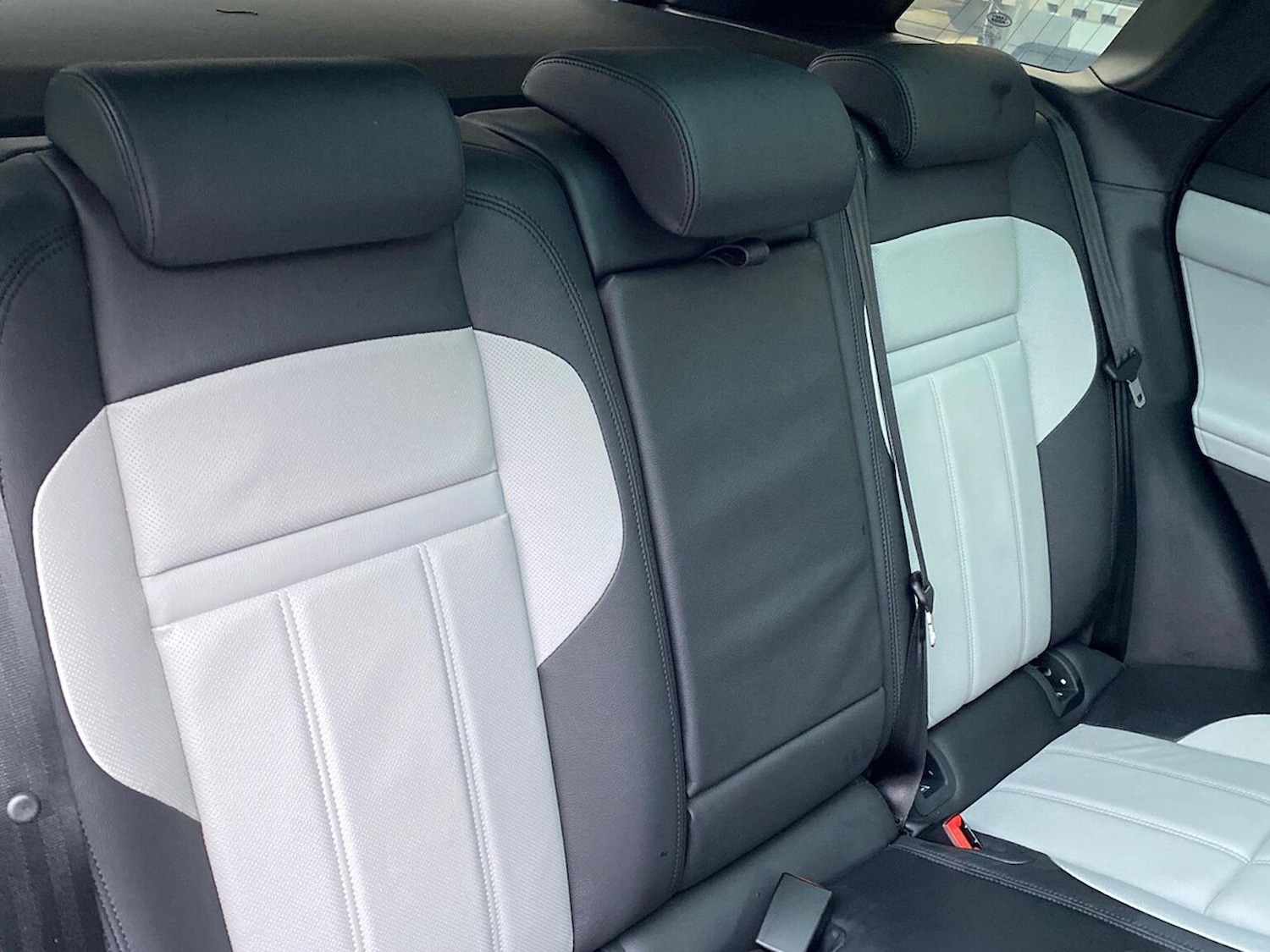 Used Land Rover Range Rover Evoque 2025 for sale - 77846725: Photo 21