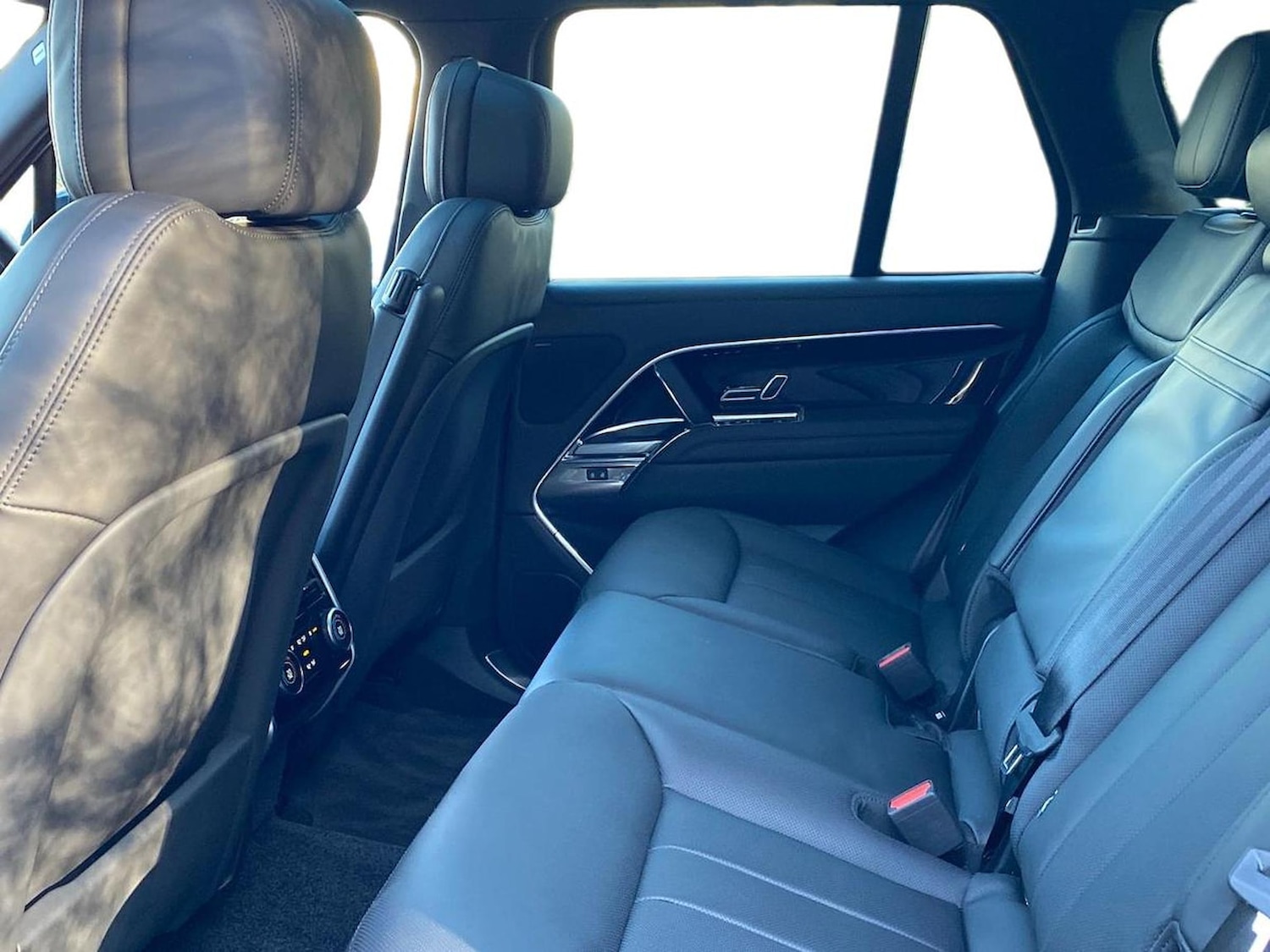 Used Land Rover Range Rover 2025 for sale - 77487683: Photo 4