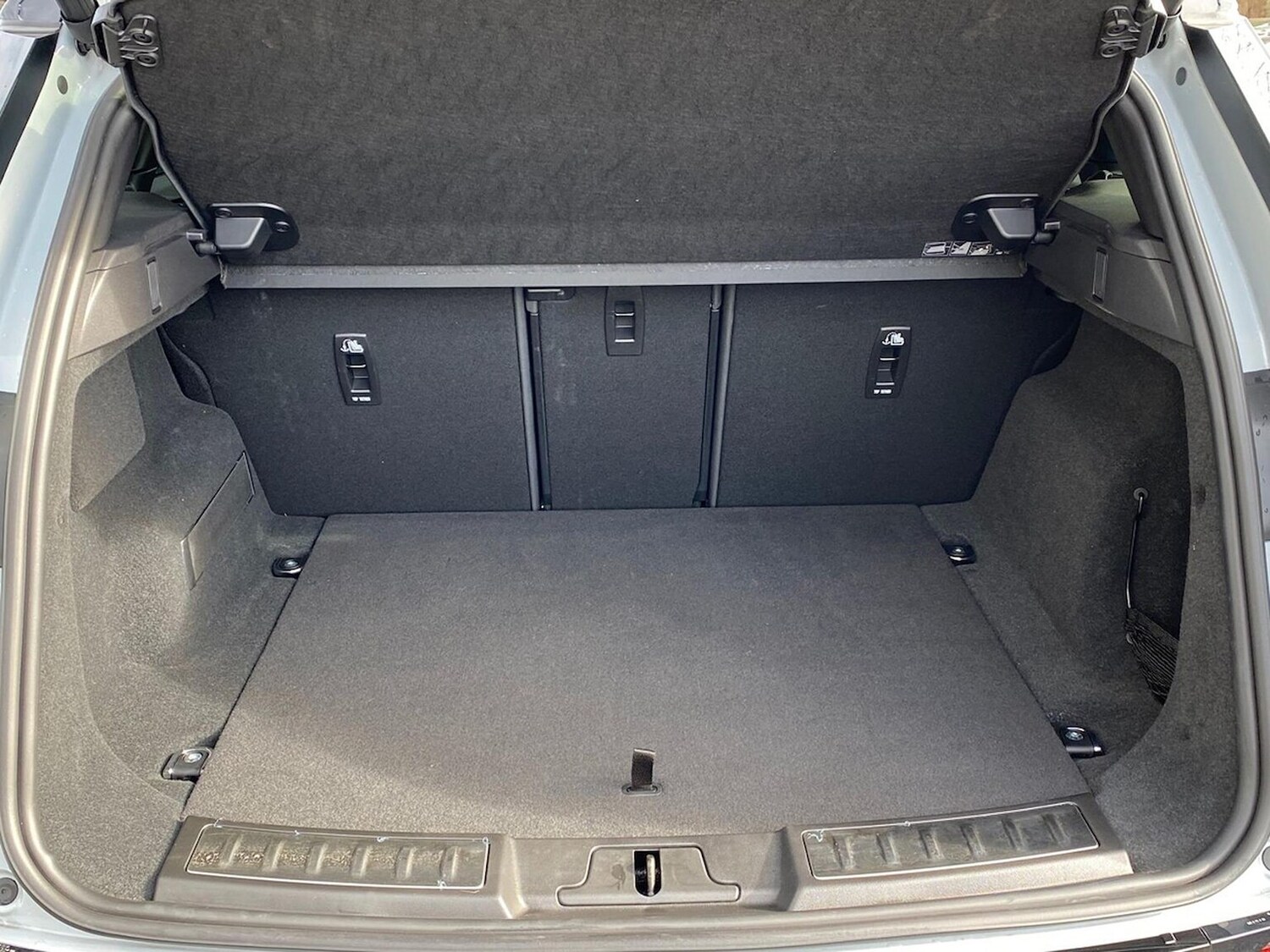 Used Land Rover Range Rover Evoque 2025 for sale - 78193985: Photo 12