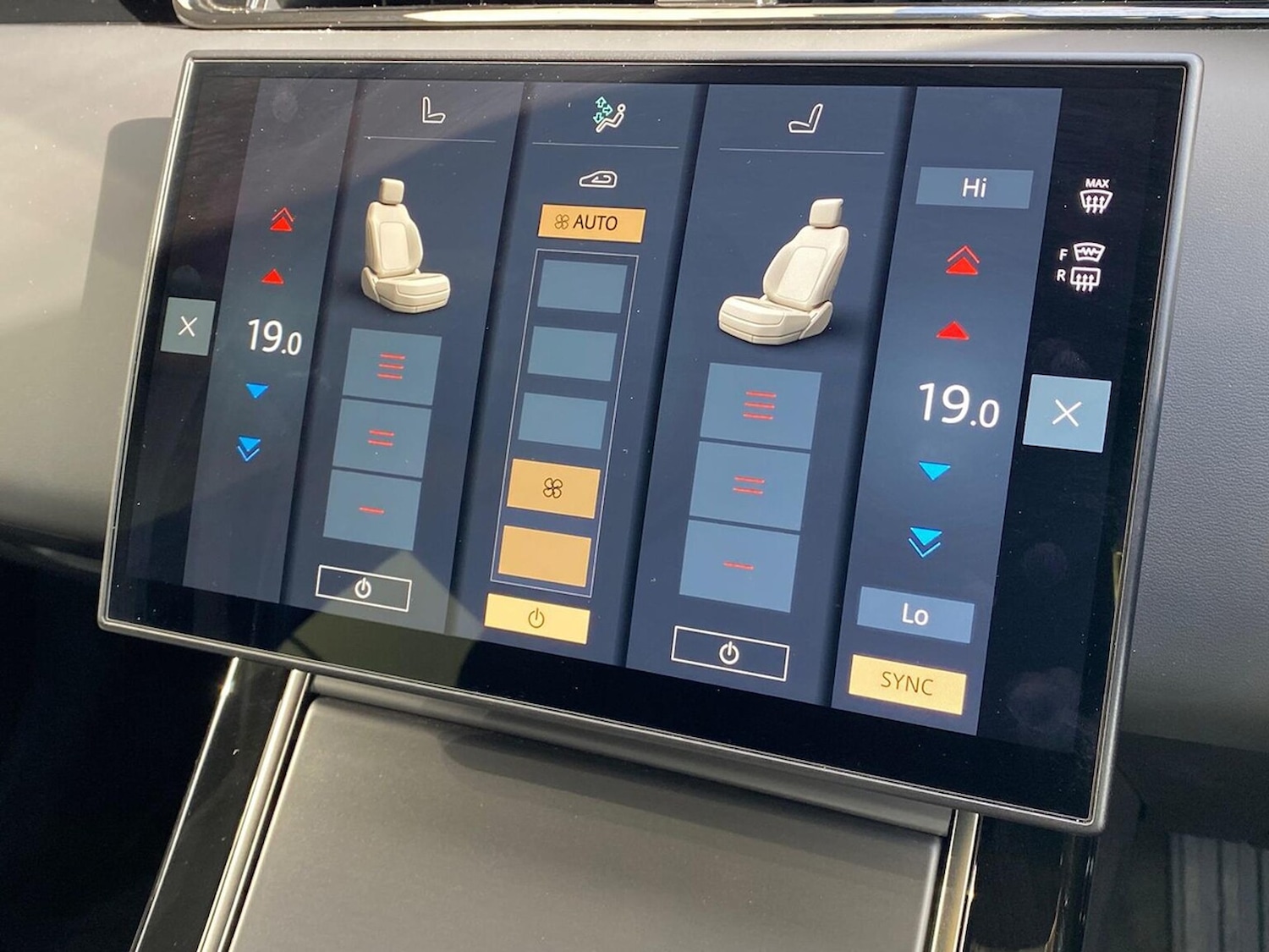 Used Land Rover Range Rover Evoque 2025 for sale - 78193985: Photo 32