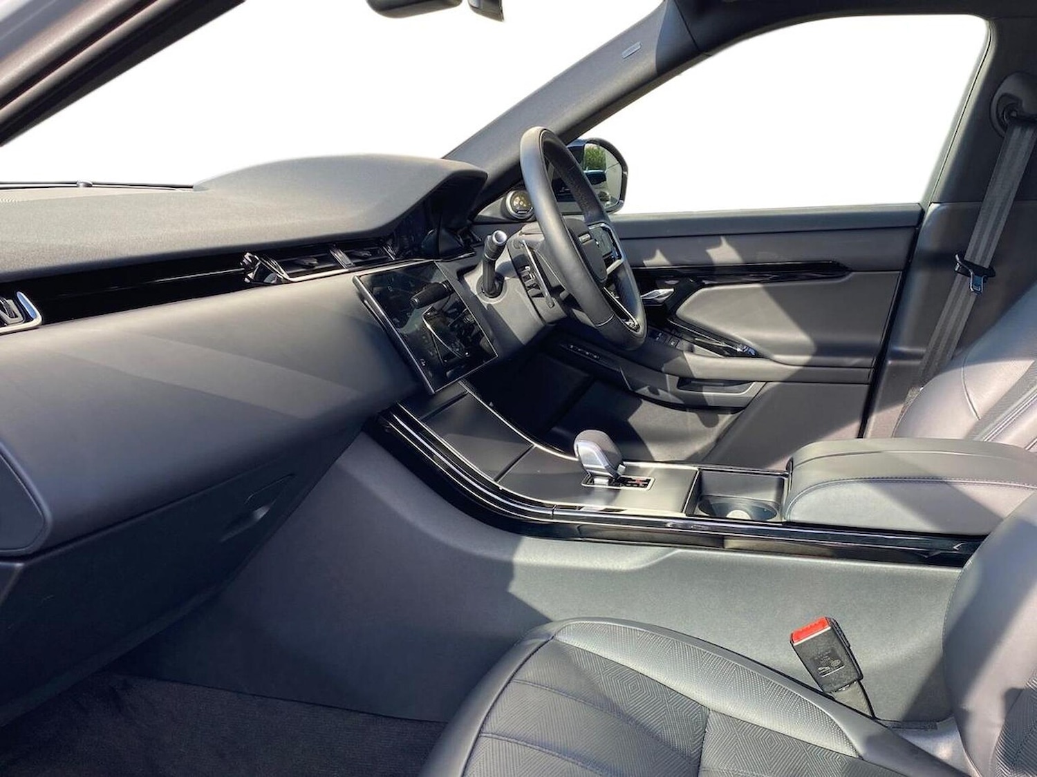 Used Land Rover Range Rover Evoque 2025 for sale - 78193985: Photo 5