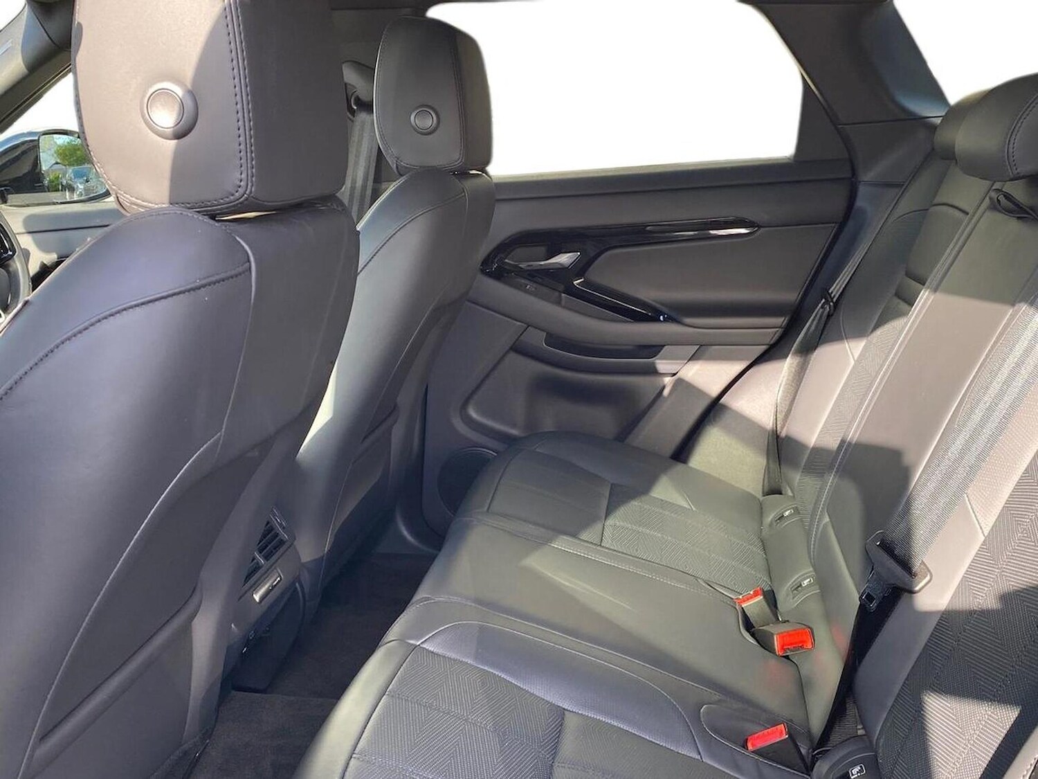 Used Land Rover Range Rover Evoque 2025 for sale - 78193985: Photo 6