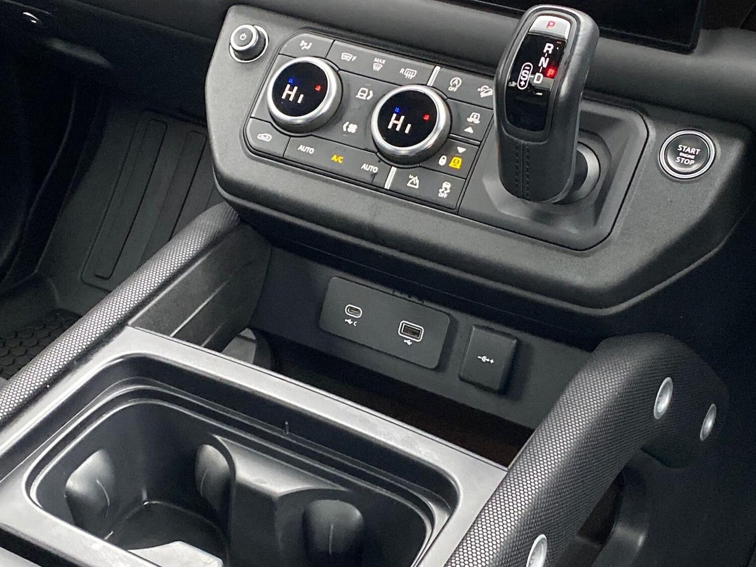 Used Land Rover Defender 2022 for sale - 77487684: Photo 13