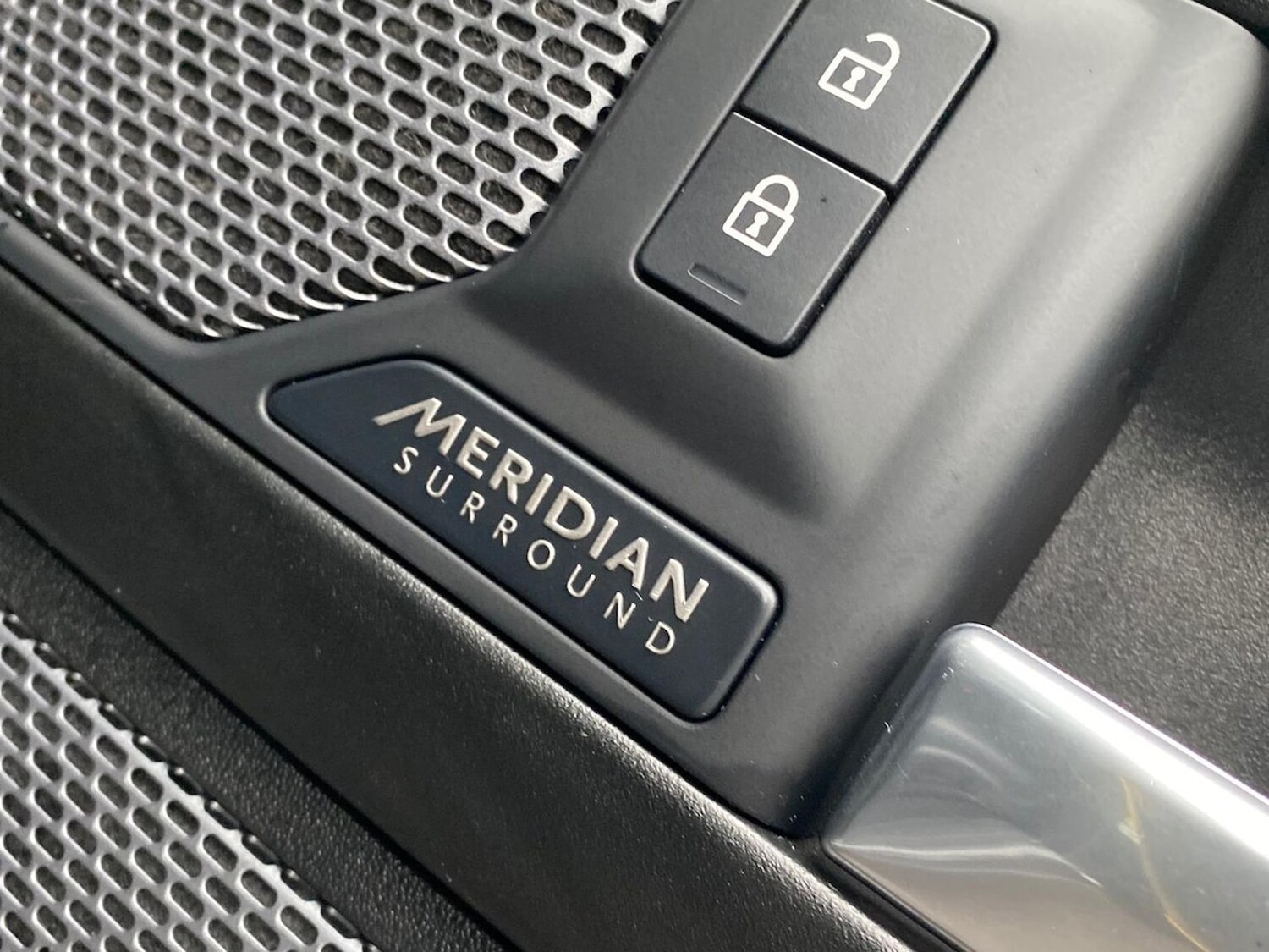 Used Land Rover Defender 2022 for sale - 77487684: Photo 23