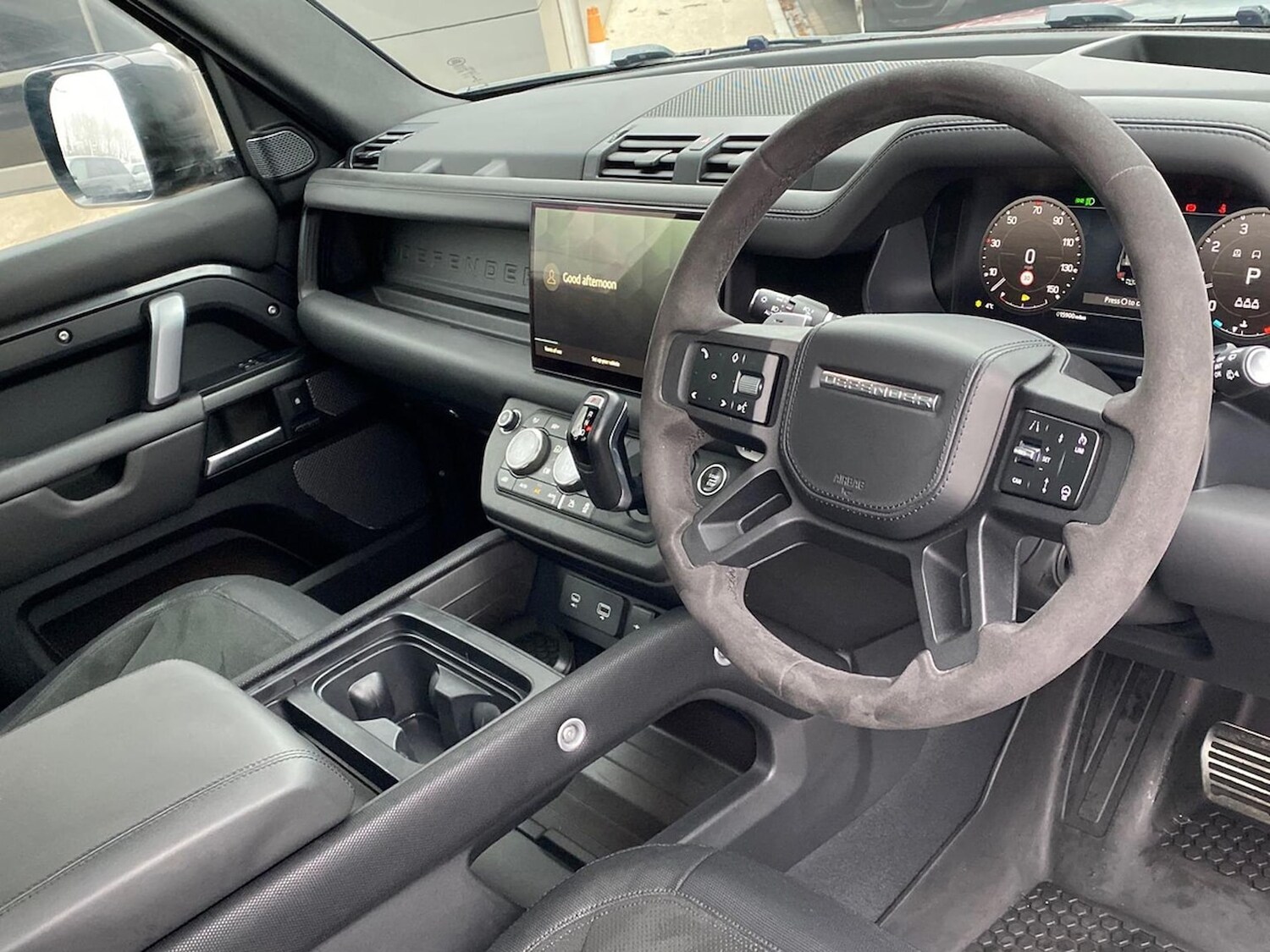 Used Land Rover Defender 2022 for sale - 77487684: Photo 25