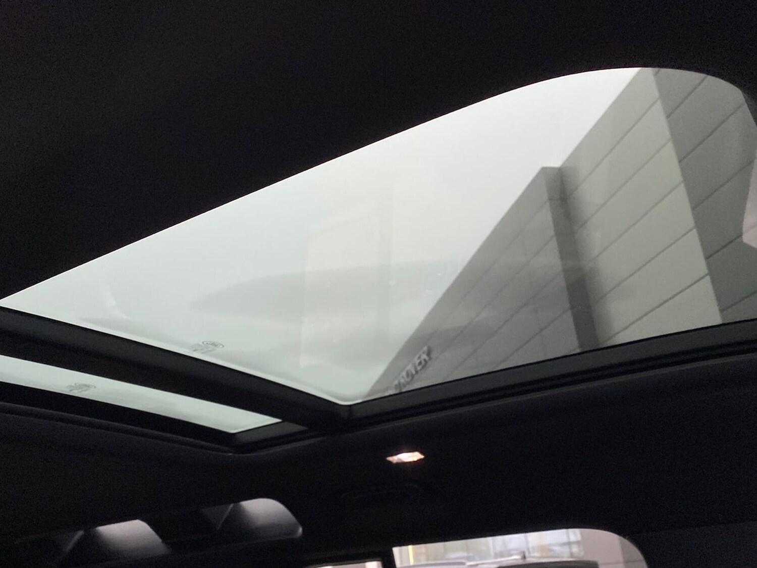 Used Land Rover Defender 2022 for sale - 77487684: Photo 26