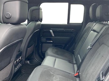 Used Land Rover Defender 2022 for sale - 77487684: Photo