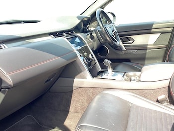 Used Land Rover Discovery Sport 2021 for sale - 75907258: Photo
