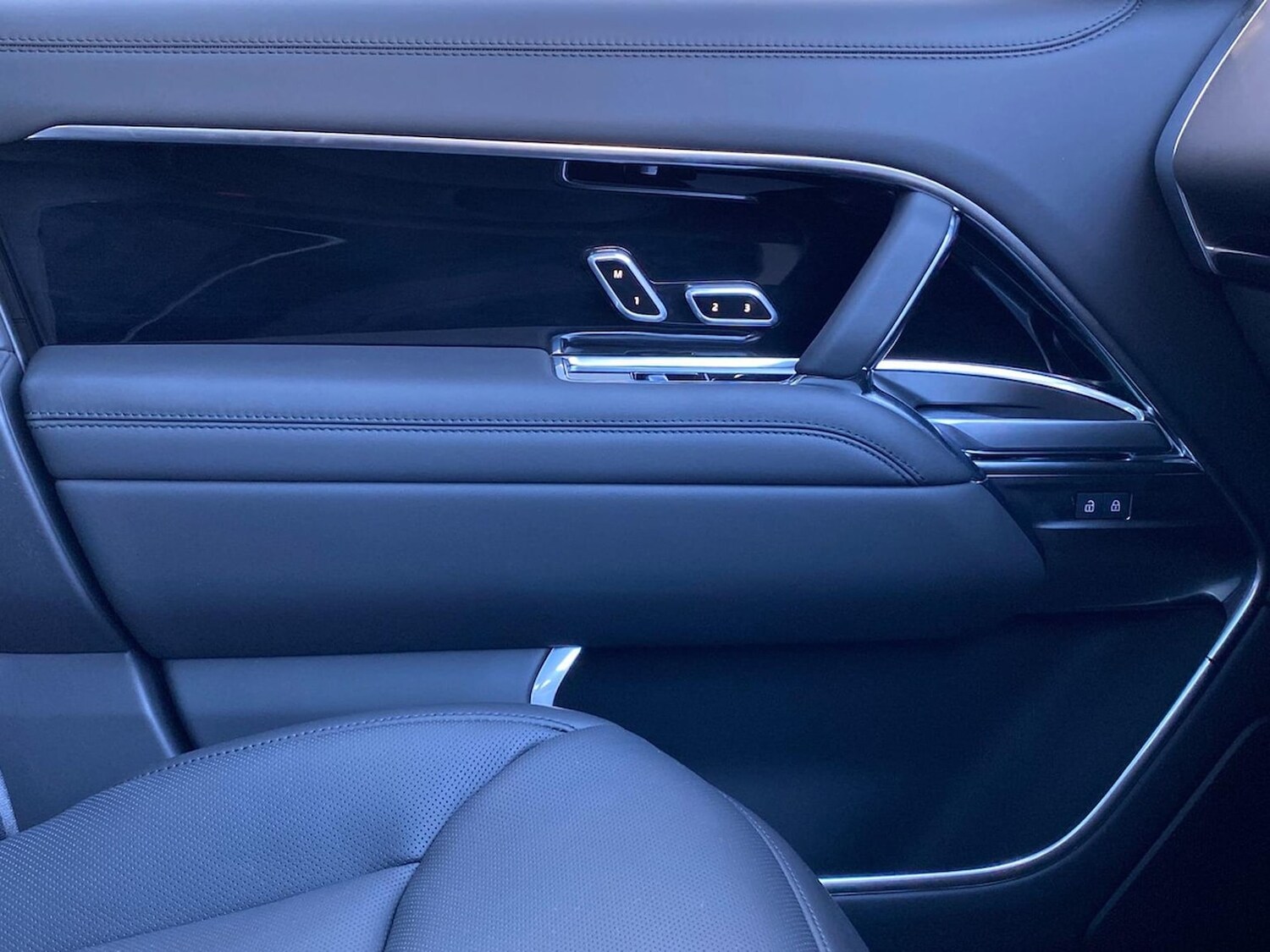 Used Land Rover Range Rover 2025 for sale - 77001916: Photo 41