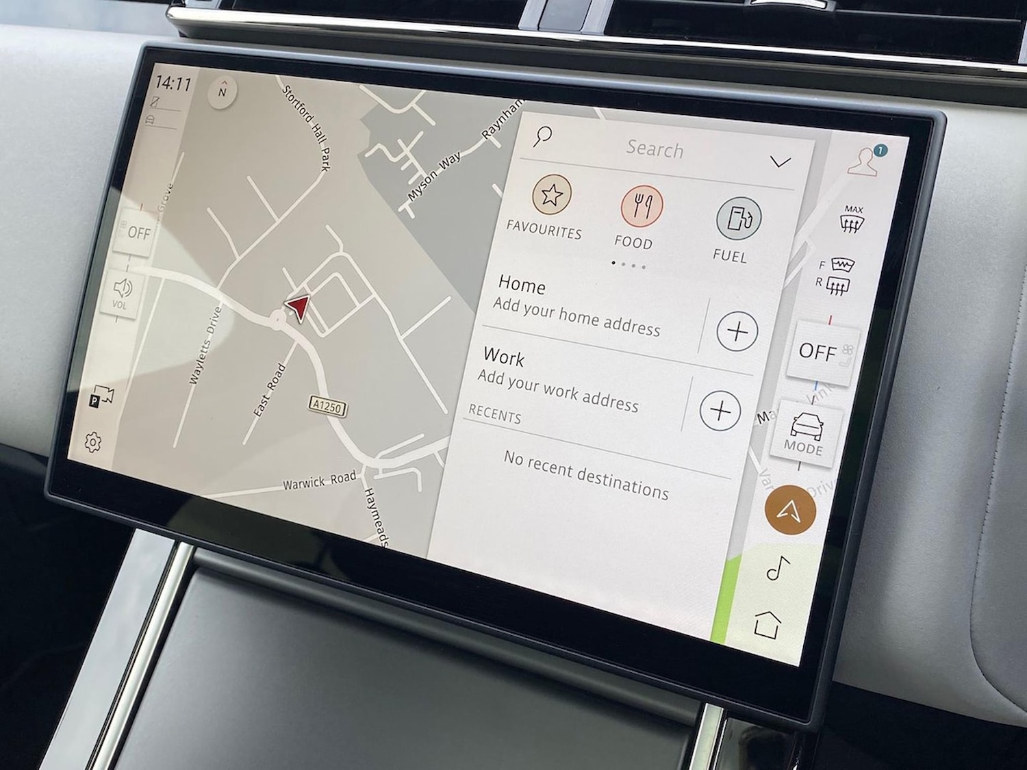 Used Land Rover Range Rover Velar 2025 for sale - 76893251: Photo 11