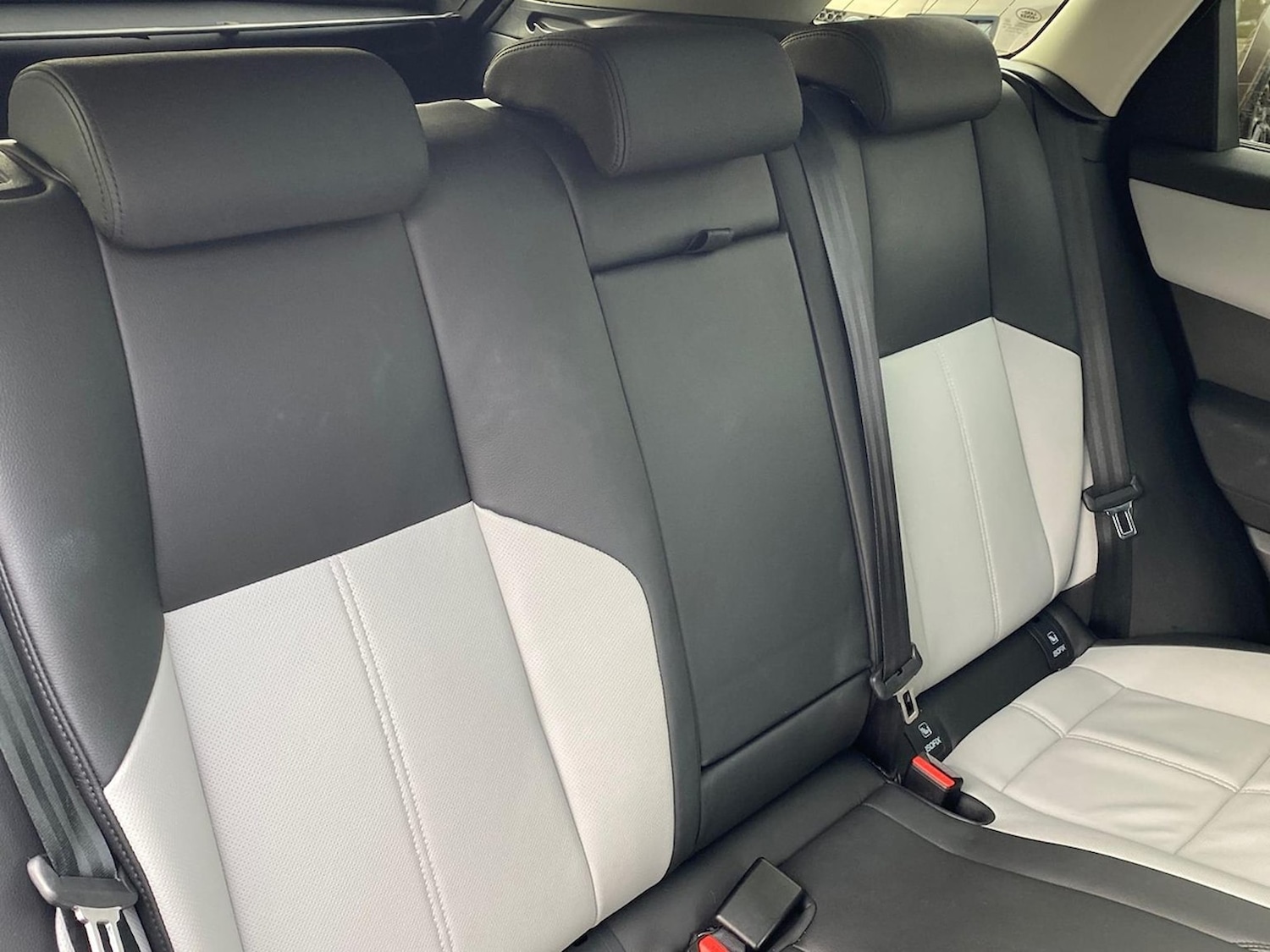 Used Land Rover Range Rover Velar 2025 for sale - 76893251: Photo 21