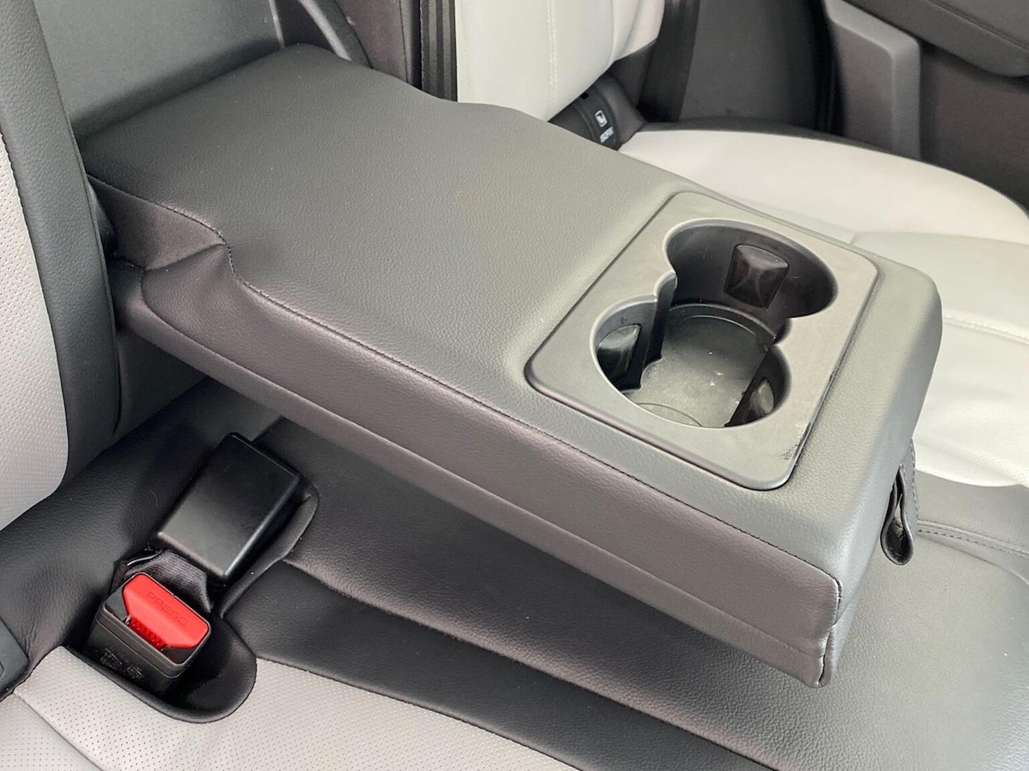 Used Land Rover Range Rover Velar 2025 for sale - 76893251: Photo 22