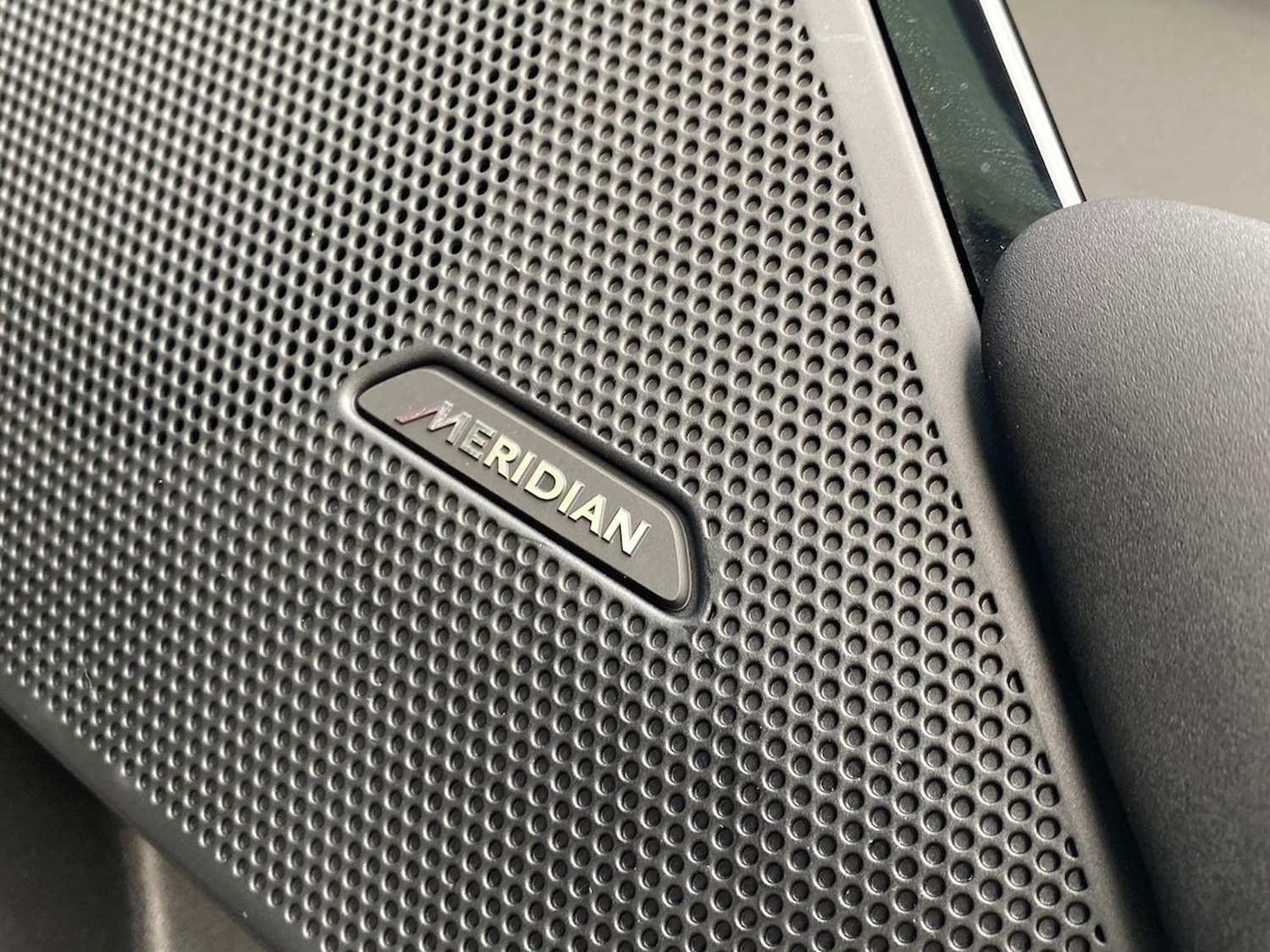 Used Land Rover Range Rover Velar 2025 for sale - 76893251: Photo 25