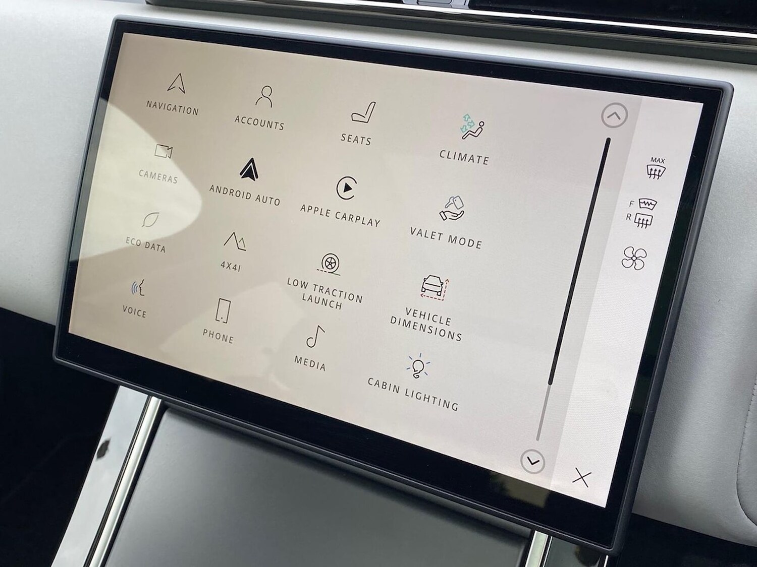 Used Land Rover Range Rover Velar 2025 for sale - 76893251: Photo 29