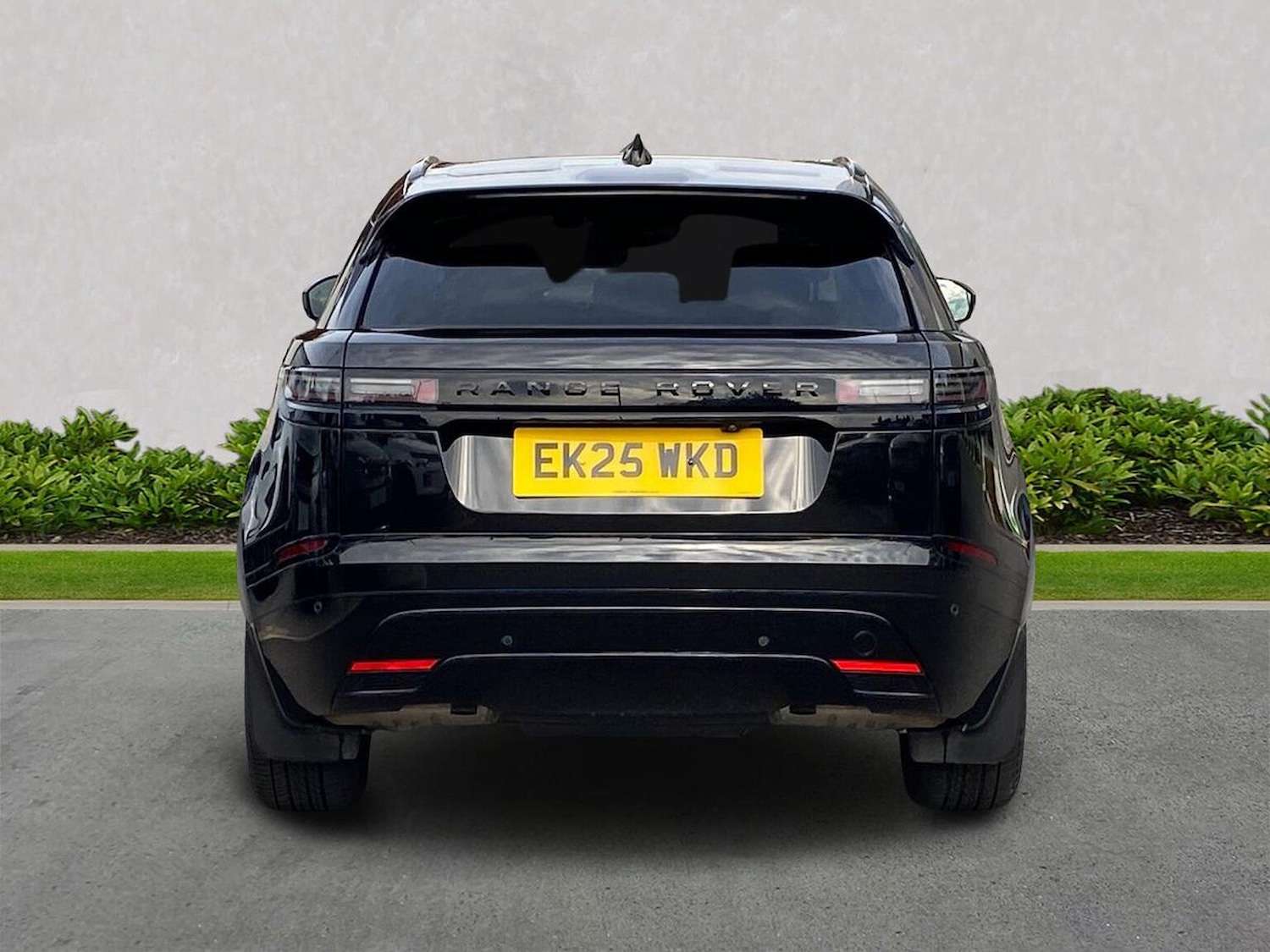 Used Land Rover Range Rover Velar 2025 for sale - 76893251: Photo 6