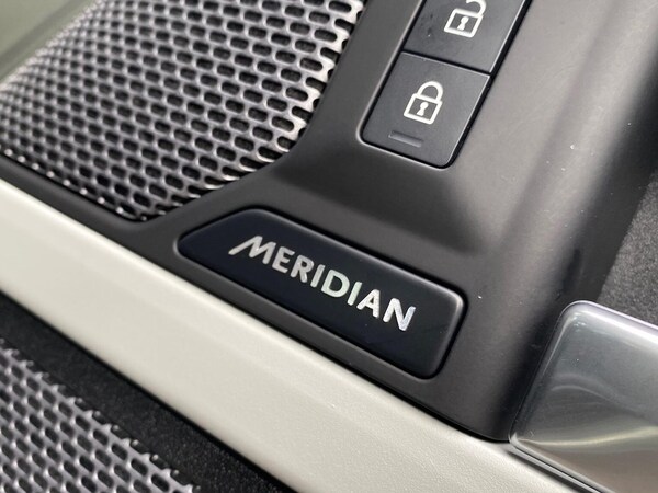 Used Land Rover Defender 2024 for sale - 76211986: Photo 35