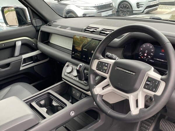 Used Land Rover Defender 2024 for sale - 76211986: Photo 37