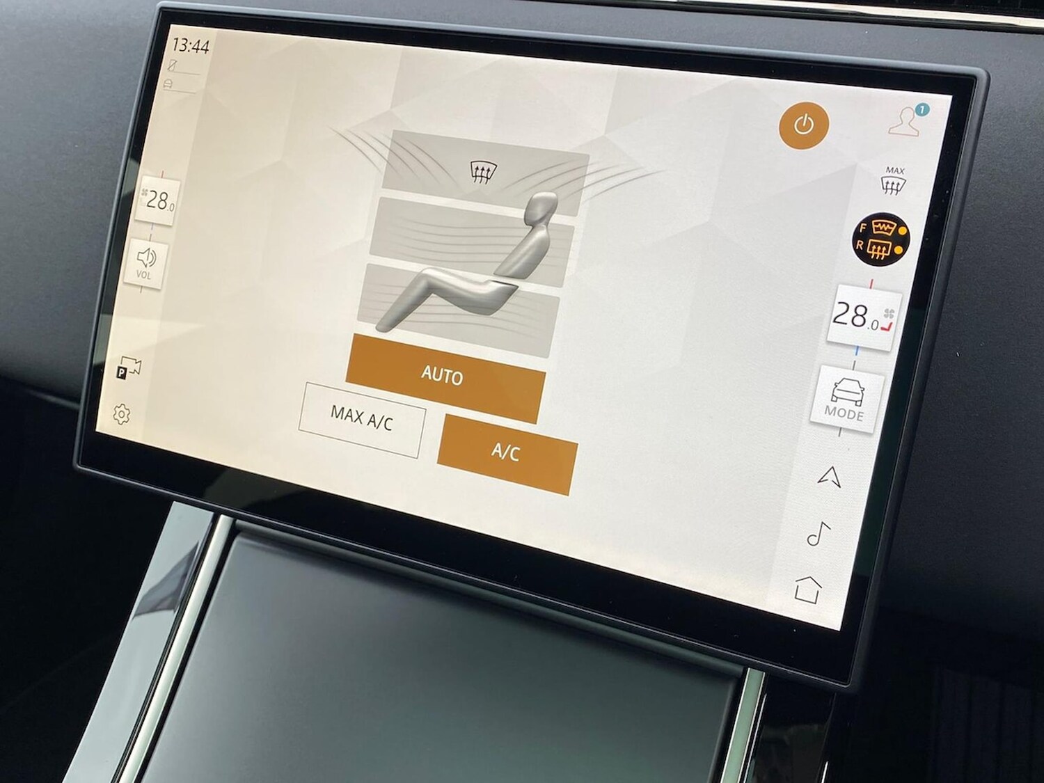 Used Land Rover Range Rover Evoque 2025 for sale - 77487815: Photo 33