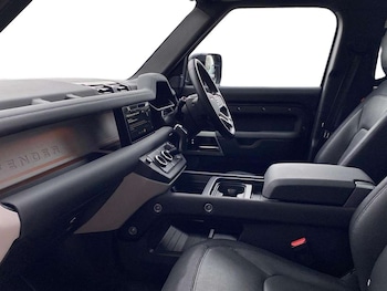 Used Land Rover Defender 2023 for sale - 78310741: Photo