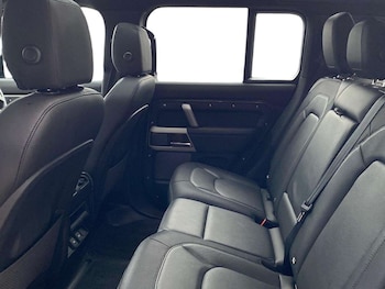 Used Land Rover Defender 2023 for sale - 78310741: Photo