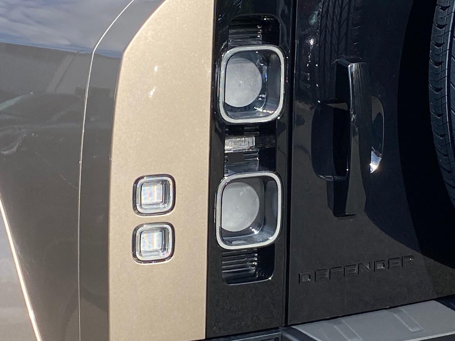 Used Land Rover Defender 2025 for sale - 76253690: Photo 19