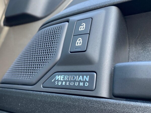 Used Land Rover Defender 2025 for sale - 76253690: Photo 31