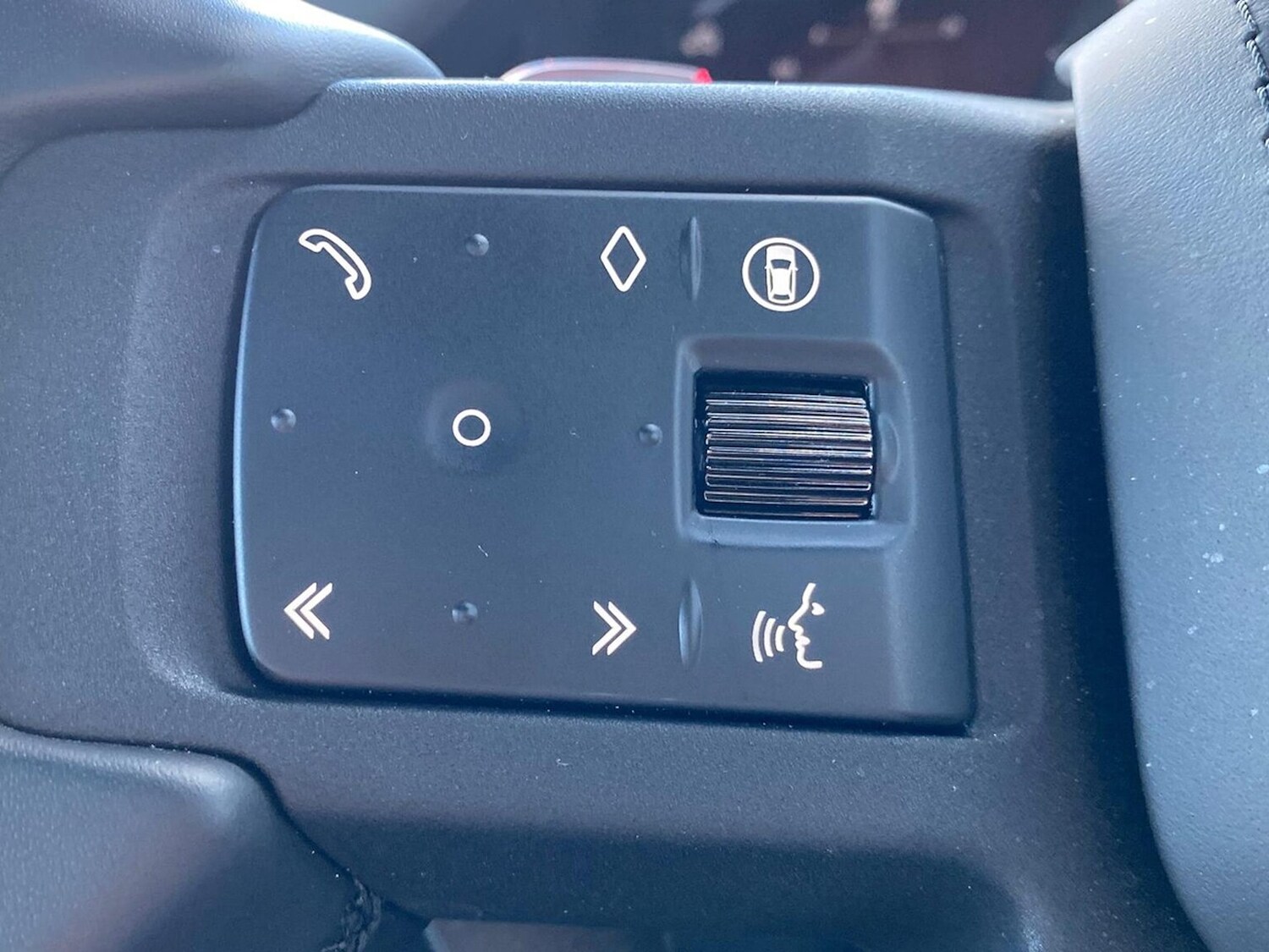 Used Land Rover Defender 2025 for sale - 76253690: Photo 39