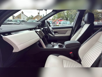 Used Land Rover Discovery Sport 2026 for sale - 79430251: Photo