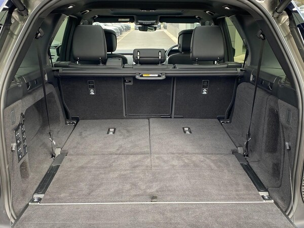 Used Land Rover Discovery 2025 for sale - 76220409: Photo 10